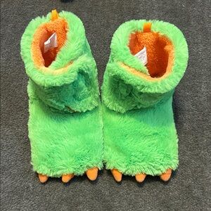 Green Fuzzy Monster Claw Slippers